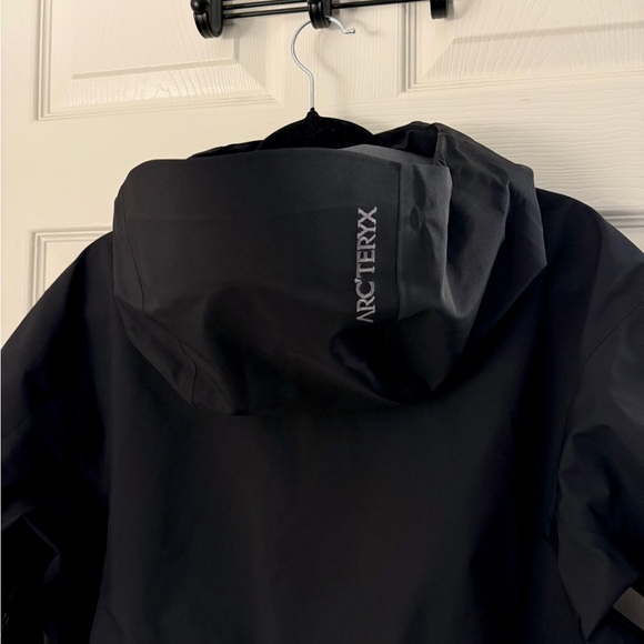 NWT Arc’teryx Sentinel Jacket Shell - Picture 5 of 9
